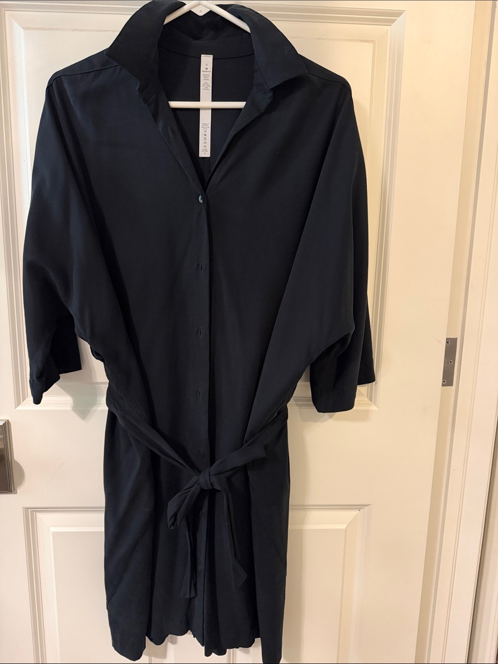 lululemon athletica Black Long-Sleeve Shirt Dress with Waist Tie